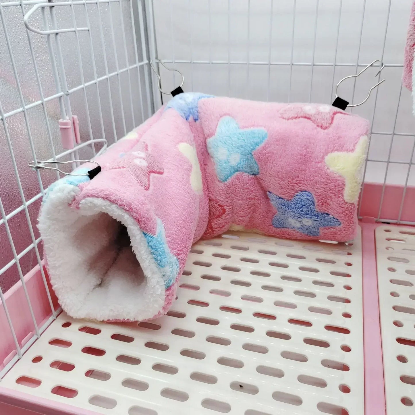 Warm ultra-soft plush tunnel nest
